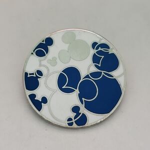 Disney Pin Trading Mickey Mouse Bubbles Icon Blue & White Hidden Mickey Pin